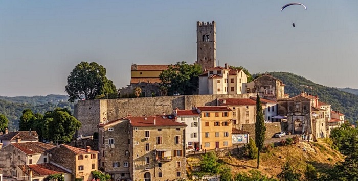 ponudadana, motovun 