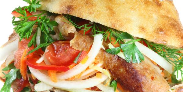 Dva gyrosa za 35kn umjesto 70kn - oduševite se grčkim specijalitetom i uživajte u ugodnom ambijentu Pizzerije Poma
