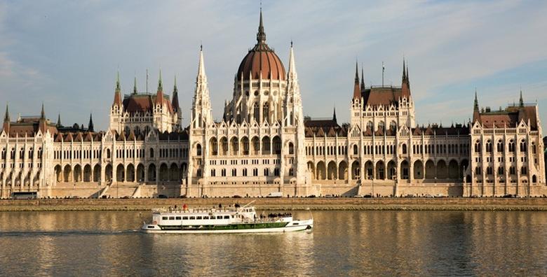 Budimpešta - 2 dana s doručkom u hotelu 4* i prijevozom za 450 kn!