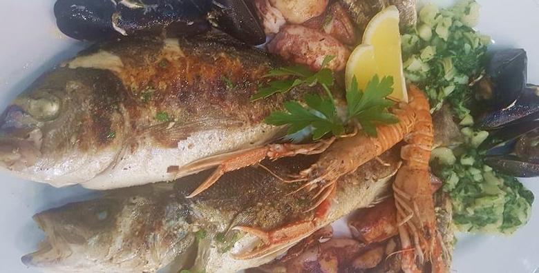 Bogata riblja plata za dvoje u Restoranu Casablanca za 195 kn!