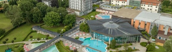 HOTEL RADIN 4* - 2 noćenja s polupansionom za 2 odraslih  uz neograničeno kupanje na termama i ulazak u Svijet sauna