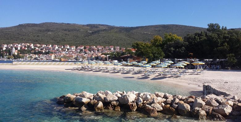 Selce - 2, 3 ili 7 noćenja s polupansionom za dvoje u sobama Pansiona Klek na plaži od 959 kn!
