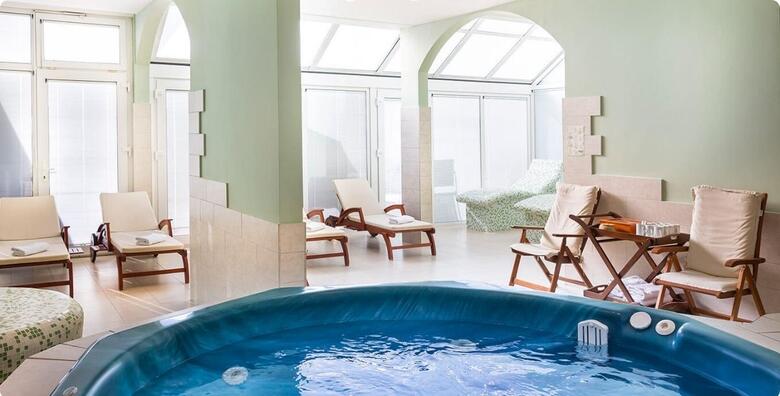 POSEBNA PONUDA! Ljetni dani u Hotel Sunny Baška by Valamar - 3, 5 ili 7 noći za 3 osobe + GRATIS paket za 1 dijete do 1,99 godina uz korištenje vanjskog i unutarnjeg bazena