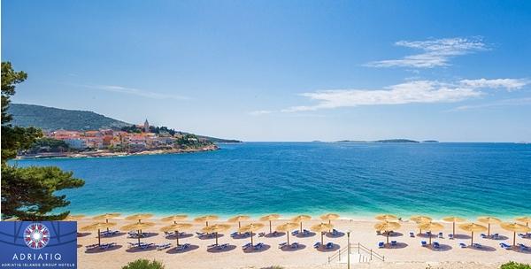 Primošten - 4 dana s polupansionom za 2 osobe u Hotelu Zora*** od 30.8. do 7.9. za 2.195kn!