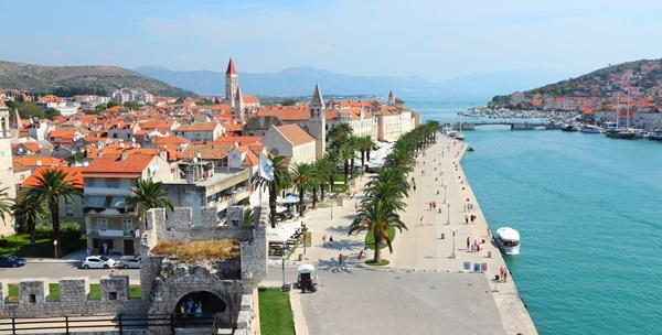 Trogir*** - 3 dana s doručkom za 2 ili 3 osobe