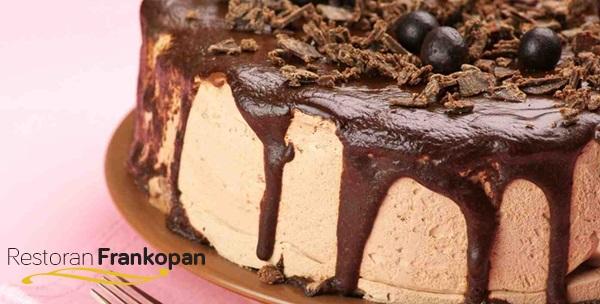 Torta velika po izboru u centru grada