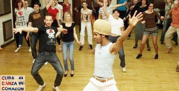 Salsa – mjesec dana početnog tečaja uz profesionalnog plesača s Kube za 99kn!