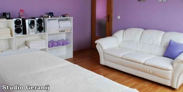 Čišćenje lica s pilingom, maskom i kremom po izboru uz masažu glave i lica za samo 89kn!