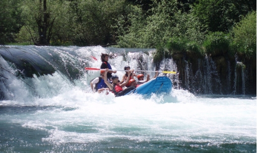 Rafting ili kajaking na Mrežnici za samo 99 kn - uživajte u nezaboravnoj adrenalinskoj avanturi sa iskusnim skiperom