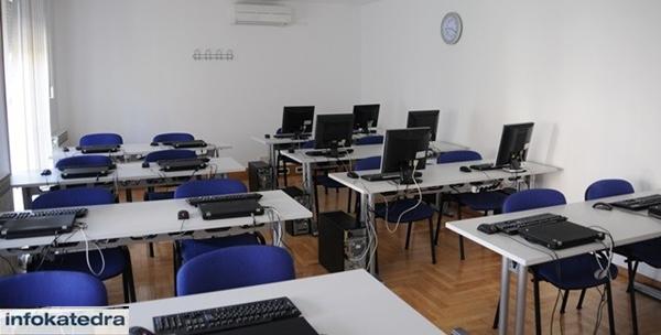 Engleski ili talijanski za sezonske djelatnike u turizmu – 8 školskih sati u Infokatedri za 299kn!