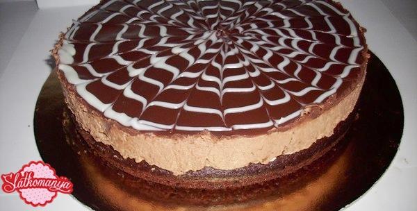 Torta za do 20 osoba - čokoladna ili vanilija parfe sa šumskim voćem za 99kn!