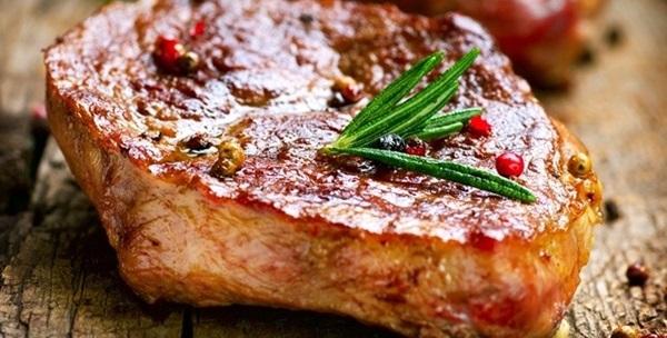 Svinjski kotleti, ćevapi, pileći file, mesni uštipci, pomfrit i juha za dvije osobe za 75kn!