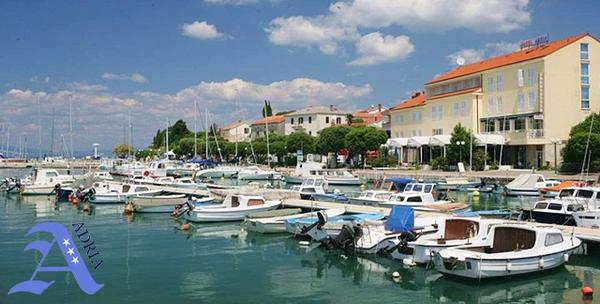 Malinska – 3 dana s polupansionom za dvoje u Hotelu Adria*** tik do mora za 1.345kn!