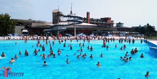 Bizovačke toplice - cjelodnevno kupanje na bazenima s ručkom ili bez od 39kn!