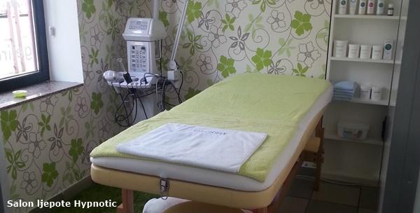 Brazilska depilacija šećernom pastom uz depilaciju potkoljenica voskom za 79kn!