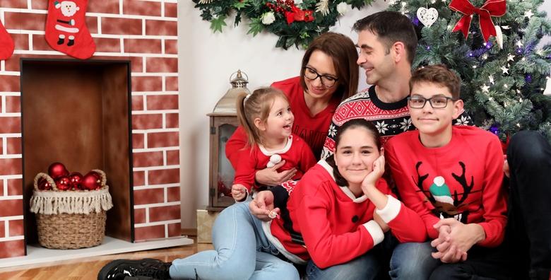 Božićno fotografiranje – okupite svoje najdraže i ovjekovječite trenutke fotkama za pamćenje u božićnom ambijentu za 450 kn!