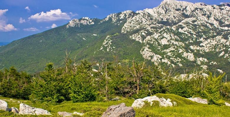 Velebit i špilja Samograd