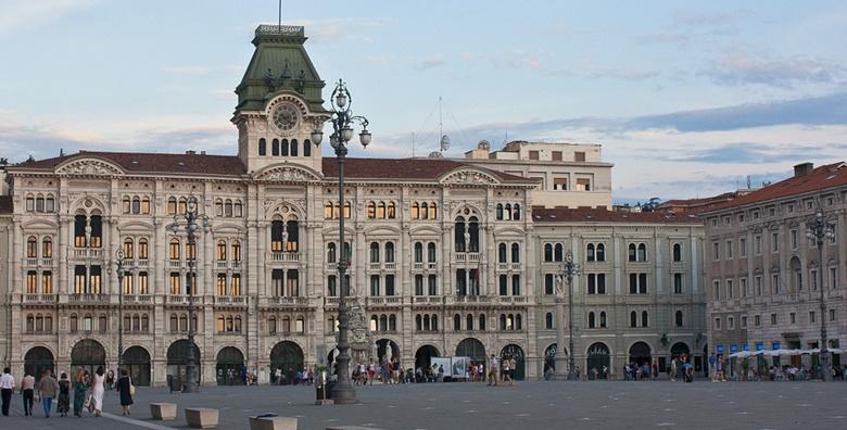 Trst i dvorac Miramare - cjelodnevni izlet s prijevozom za 194 kn!