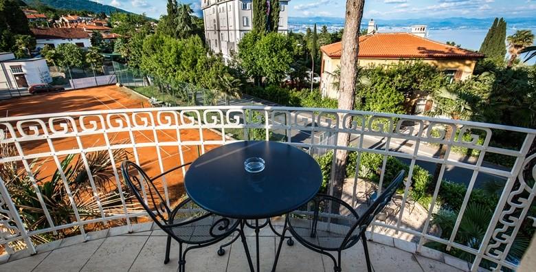 Lovran 4* LAST MINUTE - 2 noćenja s doručkom i wellnessom za dvoje blizu plaže za 1.149 kn!