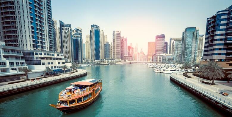 Ponuda dana: DUBAI - 5 noćenja s doručkom u hotelu 4*, plovidba vodenim taxijem, shopping u Dubai Mallu, vidikovac Burj Khalife + uključene zrakoplovne pristojbe za 5.950 kn! (Integral putovanjaID kod: HR-AB-01-1-18661)
