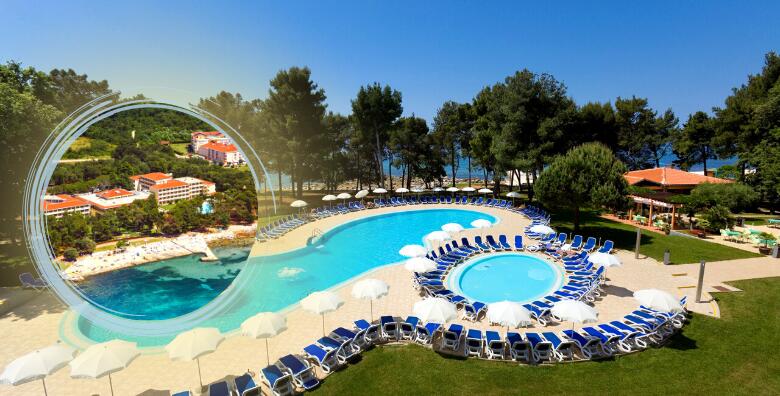 UMAG - pronađite vrhunski smještaj u Hotelu Aurora Plava Laguna 4*, opustite se uz bazene i provedite sunčane dane na plaži u samoj blizini hotela