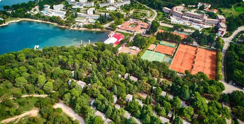 POREČ, Apartmani Astra 2* - odmorite u pristupačnim apartmanima na vrhunskoj lokaciji uz animaciju, razne sportske sadržaje i plažu u blizini