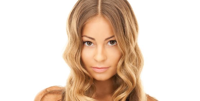 Šišanje, fen frizura, pramenovi na foliju ili balayage