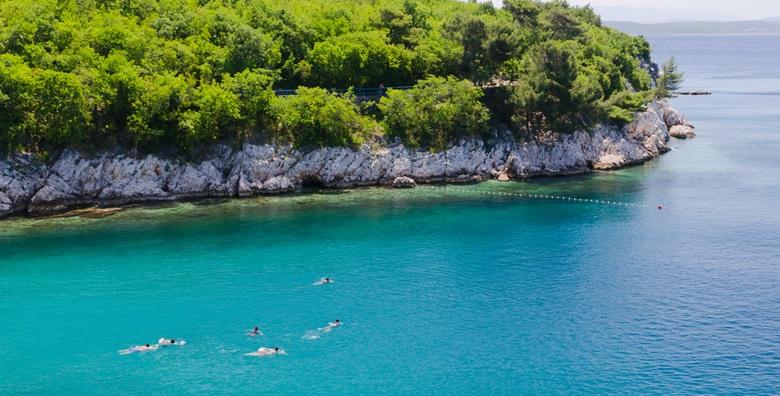 [STARIGRAD PAKLENICA] 3 ili 6 dana za 2 – 4 osobe u Apartmanima** od 399 kn!