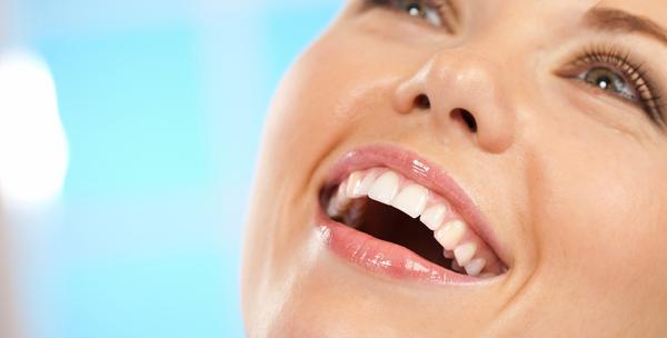 Pjeskarenje, čišćenje zubi i plomba  s pregledom