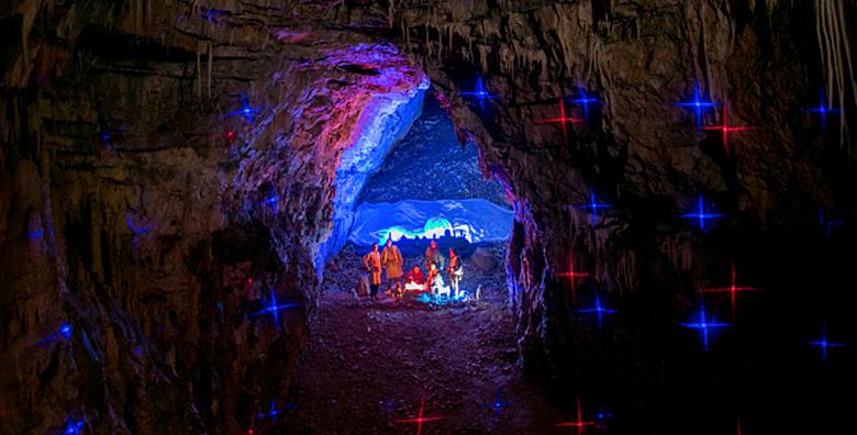 Božić u Postojnskoj jami i Ljubljani