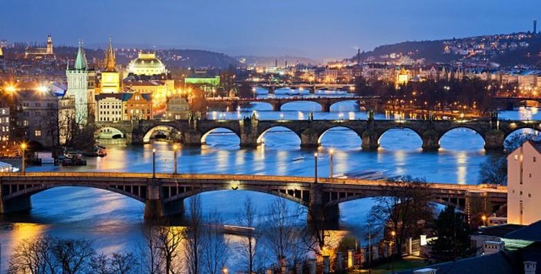 Prag***