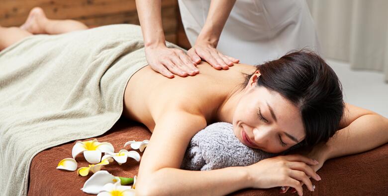 POPUST: 40% - Opustite svoje tijelo i riješite se nagomilanog stresa uz aromamasažu u salonu ljepote Hypnotic (Salon ljepote Hypnotic)