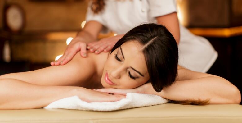 WELLNESS PAKET ZA JEDNU OSOBU – priuštite si potpuno opuštanje uz masažu cijelog tijela, lica i dekoltea u trajanju od 60 minuta i infracrvenu ili parnu saunu od 30 minuta