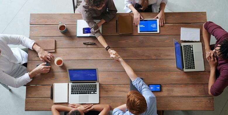 ONLINE POSLOVNO PREGOVARANJE – usavršite argumentacijske i prezentacijske vještine uz tečaj u trajanju 8 šk. sati te uključene materijale i potvrdu po završetku za 357 kn!