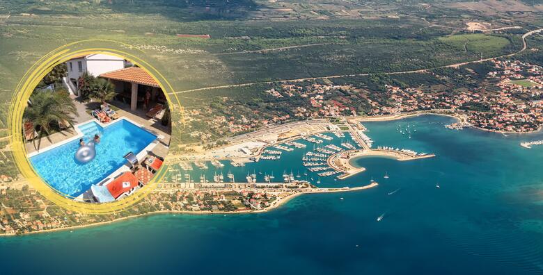 Ponuda dana: SUKOŠAN - uživajte s obitelji ili društvom uz 2 noćenja za do 4 osobe u Apartmanima Bračić 3* uz neograničeno korištenje vanjskog grijanog bazena i jacuzzija (Apartmani Bračić 3*)