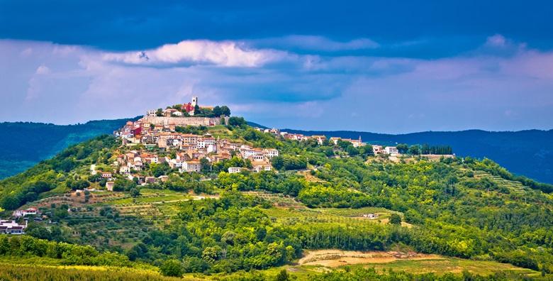 [MOTOVUN] Upoznajte biser Istre, degustirajte proizvode od tartufa, uživajte na obližnjim bazenima i ostvarite popuste na gastro usluge do 24.6.