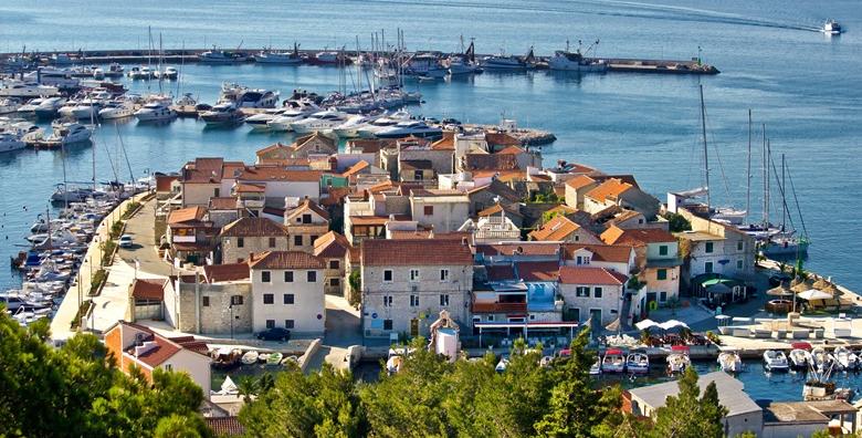 Tribunj - 7 dana za 4 osobe u apartmanu