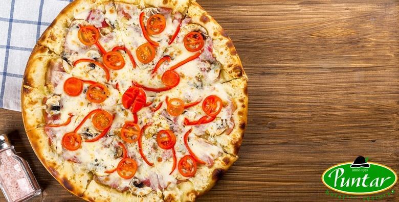 Jumbo pizza u restoranu Puntar u Gornjoj Stubici