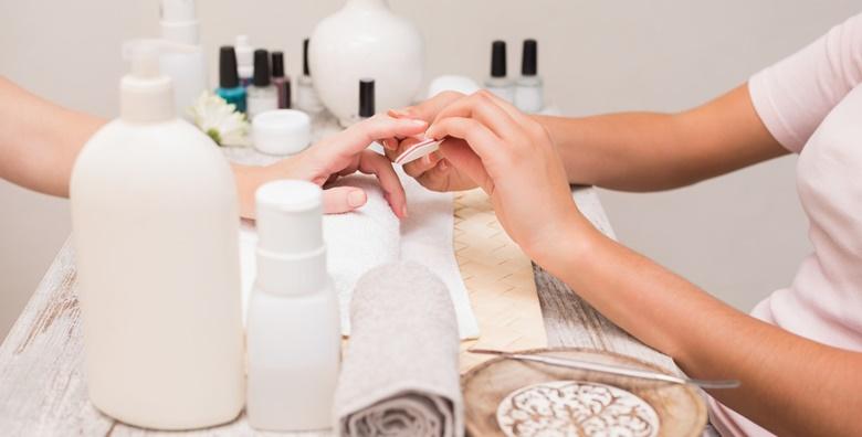 Individualni jednodnevni tečaj tehnike dipping nails