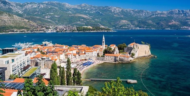 Ljetovanje u Budvi - 8 dana s doručkom i prijevozom