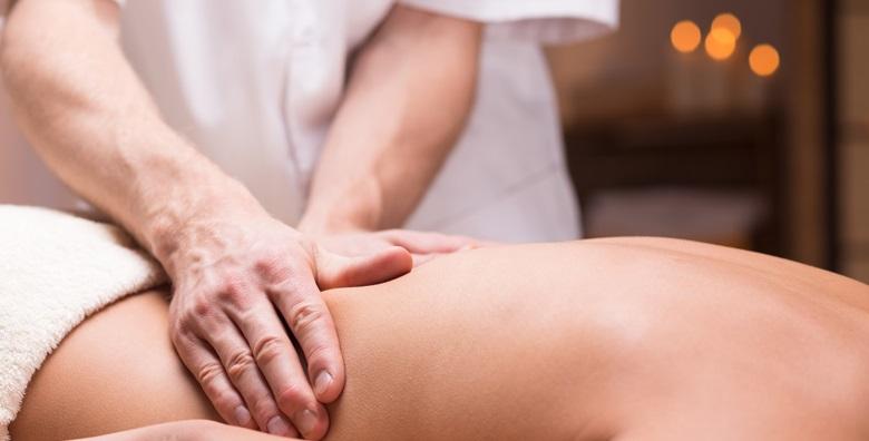 Medicinska masaža i tretman kralježnice ili kinesio taping