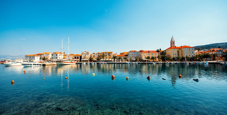 Supetar na Braču 3* - 2 noćenja za 2 do 4 osobe u apartmanu blizu plaže za 499 kn!