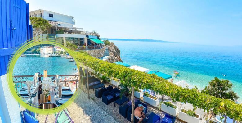 Ponuda dana: LJETO NA MAKARSKOJ RIVIJERI! 4 noćenja s doručkom za dvoje + GRATIS paket za 1 dijete do 3 godine u Beach Hotelu Plaža 3* na samoj plaži (Hotel Plaža 3*)