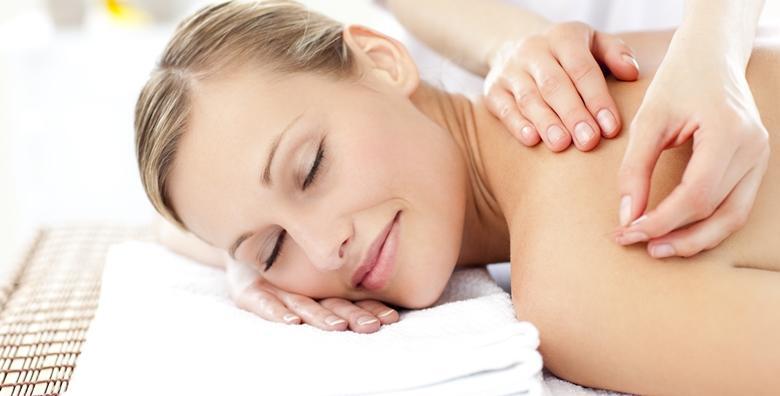 Medicinska ili sportska masaža u trajanju 45 minuta - opustite se i zaboravite na napete i bolne mišiće u Studiju ljepote Manuela za 129 kn!