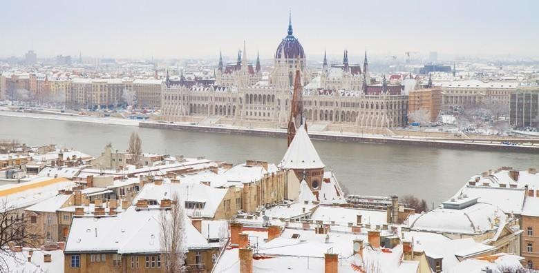 Advent u Budimpešti - cjelodnevni izlet s prijevozom za 225 kn!