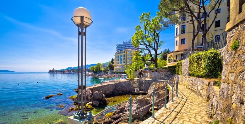 Opatija i Lovran - posjetite carski grad i uživajte u gastro ponudi na bazi maruna za 129 kn!