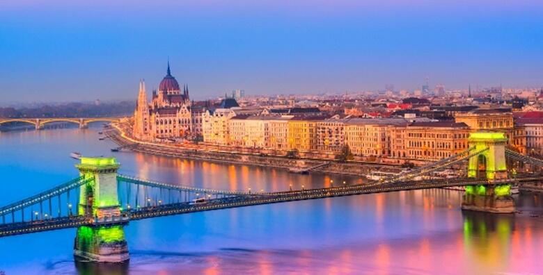 Ponuda dana: Budimpešta - provedite čaroban ljetni dan u gradu bogate povijesti, kulture i arhitekture za 229 kn! (Smart TravelID kod: HR-AB-01-070116312)