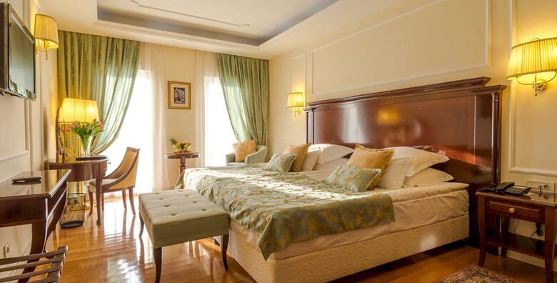 Proljeće u Solinu, Hotel President 5*