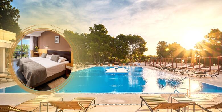 Vodice, hotel 3* ili Ville 4*