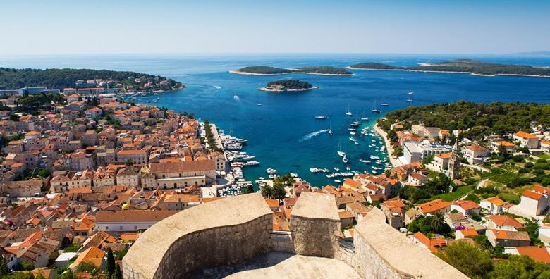 HVAR koji si možeš priuštiti! 7 noćenja po LAST MINUTE cijeni za 1.495 kn!